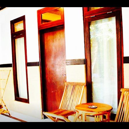 Bali Guest Villas Legian  Exterior photo