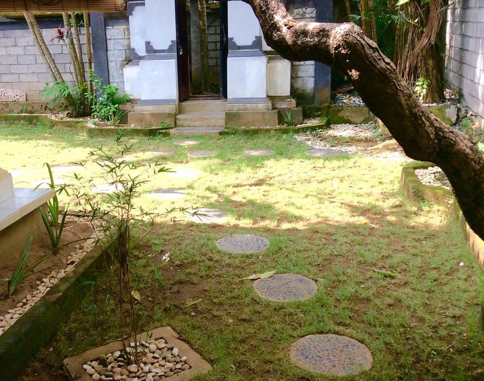 Bali Guest Villas Legian  Exterior photo